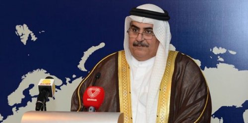 الخارجية البحرينية تتطاول على الحشد بكلمات نابية وتدعو السيد السيستاني الى حله